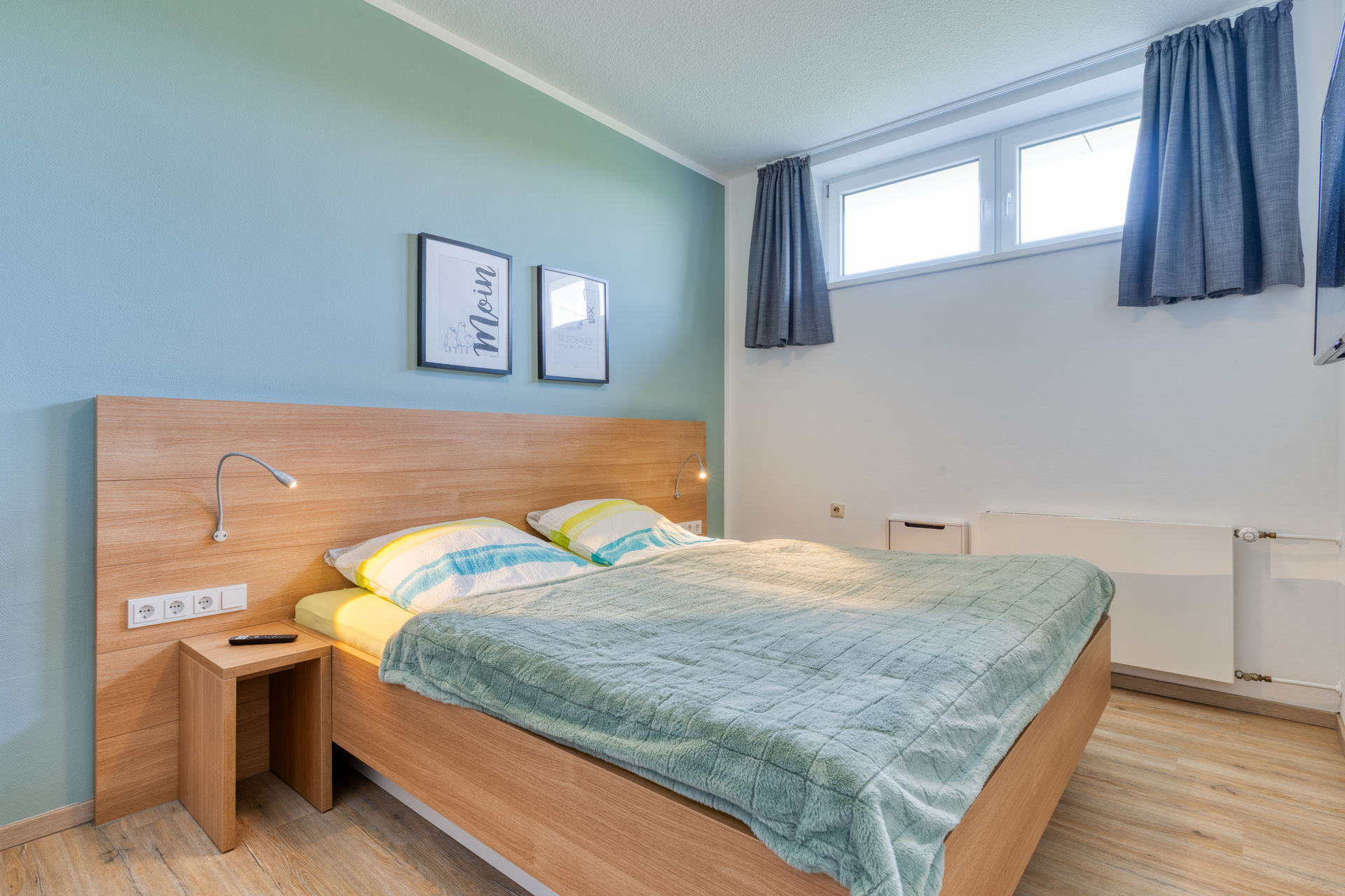  Schlafzimmer 1
